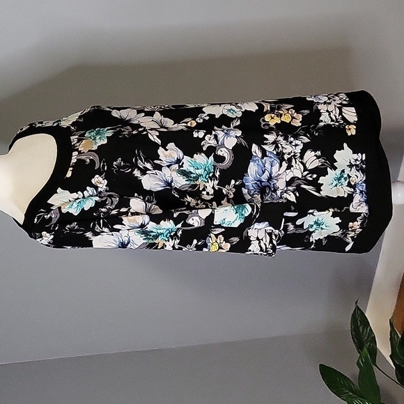 White House Black Market Tunic Boatneck Floral Pullover Mini Dress Size M - Picture 2 of 11